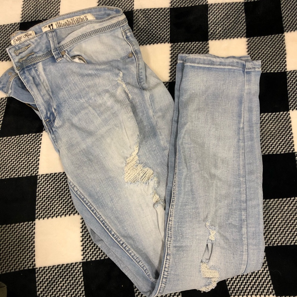 Indigo rein light wash distressed jeans